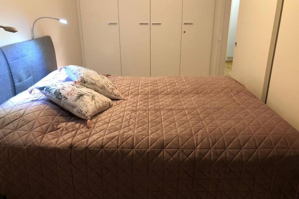 Ferienwohnung Keskustan Kaksio 45 M2 Autopaikalla, Rautatienkatu 19, 9 Krs Oulu Exterior foto